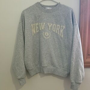 Good American Crewneck sweatshirt